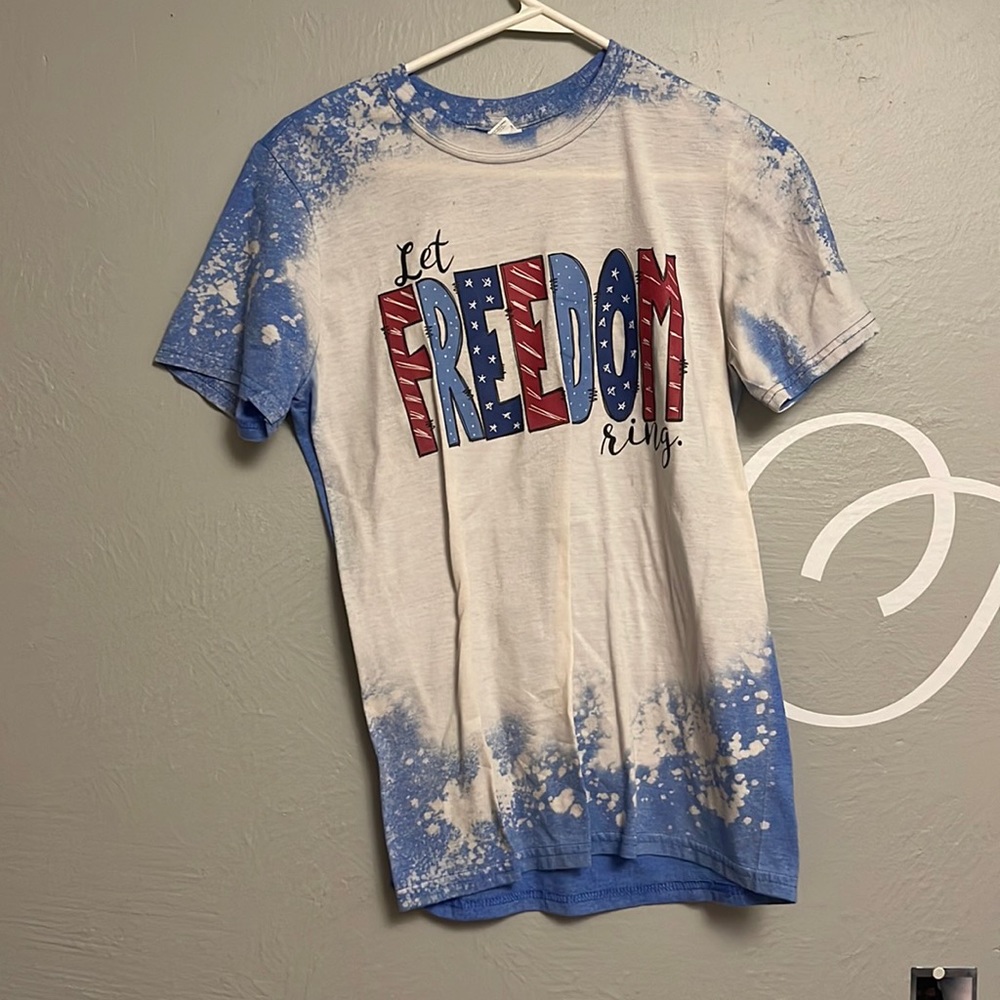 Cute “Let Freedom Sing” T shirt